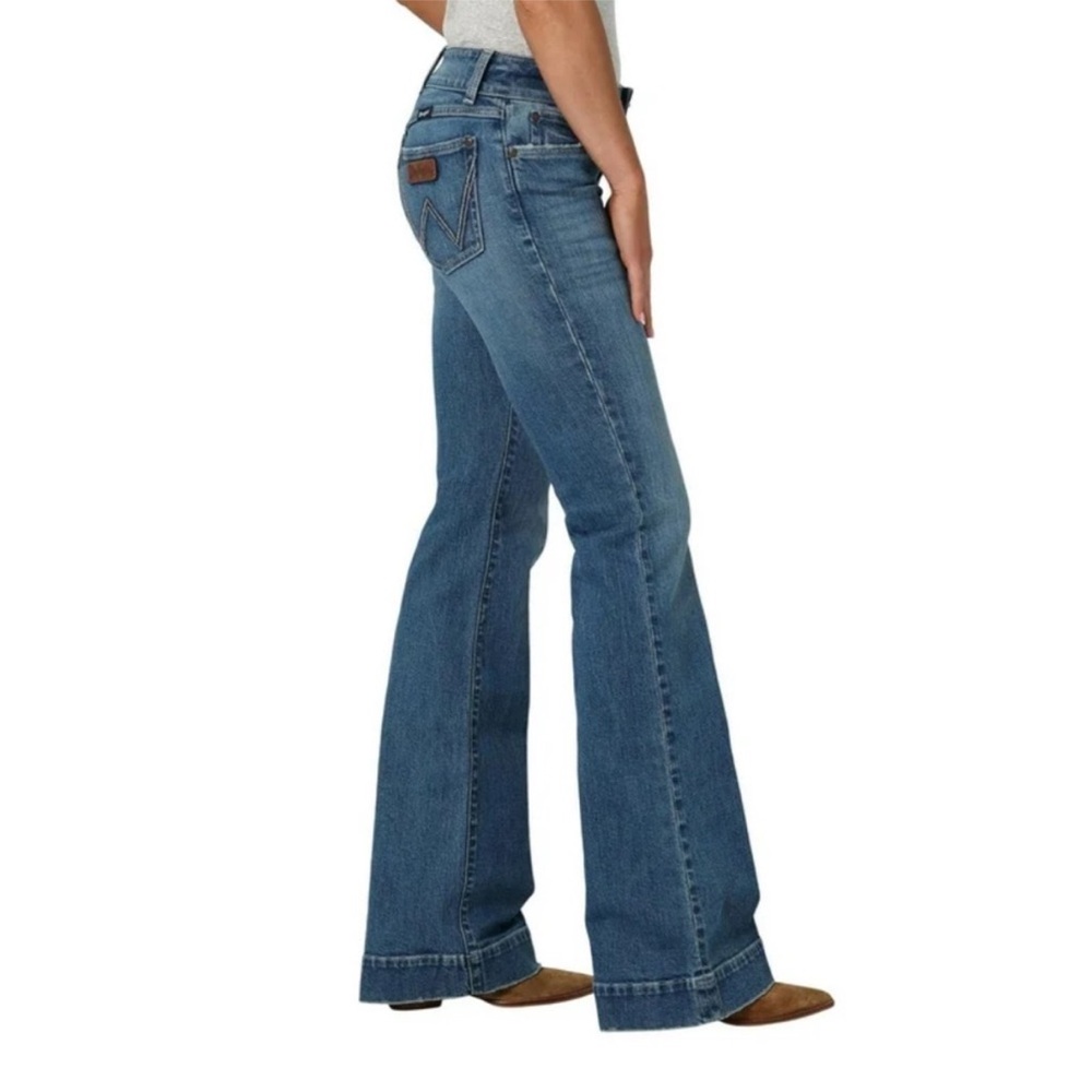 NEW Wrangler Retro Sadie Low Rise Trouser Jeans Medium Wash Embroidered 19x34